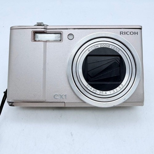 Fotocamera digitale compatta