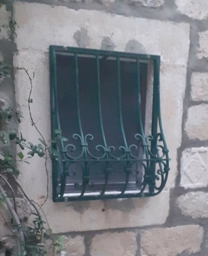Grata protezione in ferro - grata,