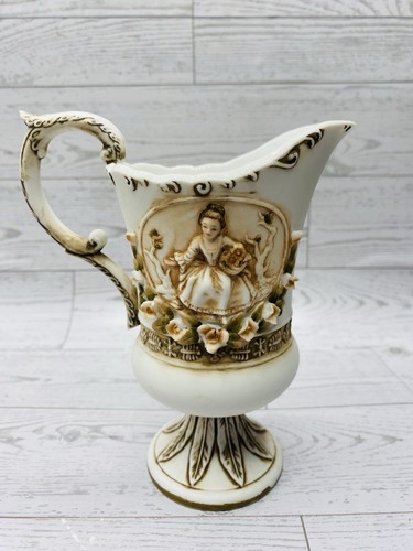 Brocca fine porcellana - in,