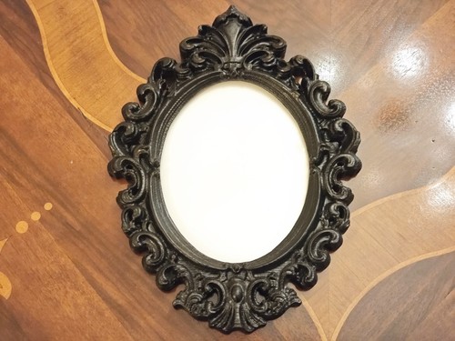 Cornice legno intagliato - in,