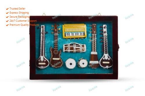 Strumento musicale - , in