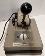 Ademco Pressa per montaggio a