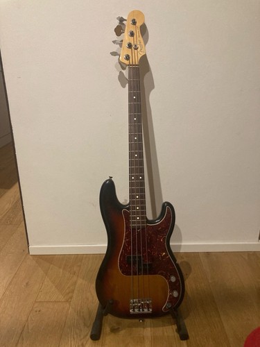 Fender precision bass - fender,