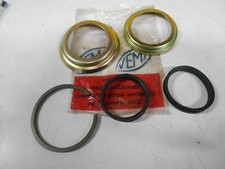 Kit fissaggio cuscinetto ruota