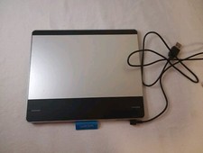 Wacom Intuos CTH-480 Touch