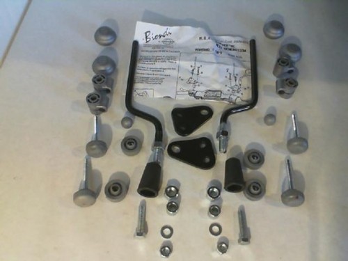 Attacchi parabrezza booster - attacchi,