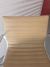Herman Miller Eames EA335