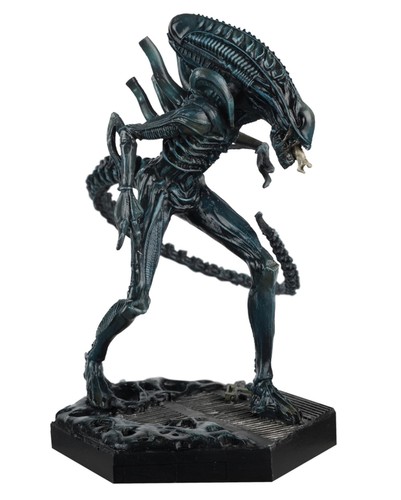 Alien xenomorph warrior figure - xenomorph,