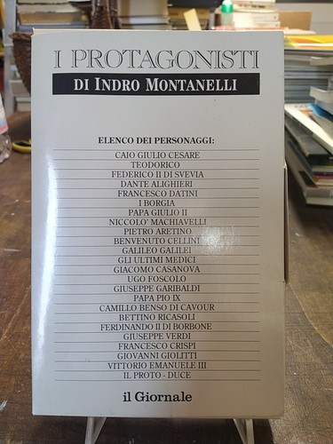 Libro raccolta protagonisti - libro,