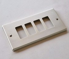 BTICINO MAGIC PLACCA OXIDAL ALLUMINIO 4 posti-fori ORIGINALE