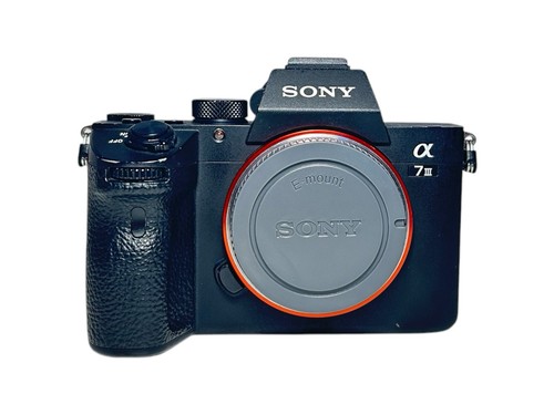 Sony alpha a7iii - sony,