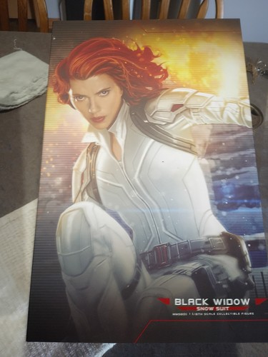 Hot toys marvel tuta - da, neve