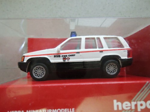 Herpa 043342 chrysler - 043342, jeep