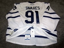 John Tavares Toronto Maple