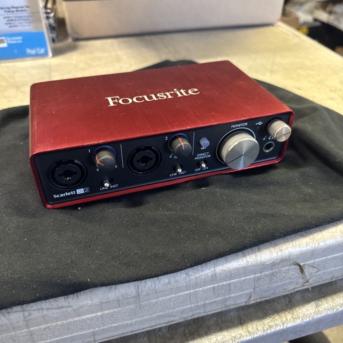 Focusrite scarlett 2i2 - focusrite,