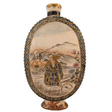 Antico vaso giapponese in