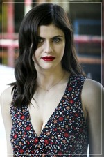 360040 Alexandra Daddario