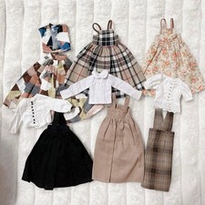 Lotto 5 vestiti per artisti