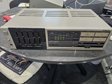 Amplificatore stereo integrato