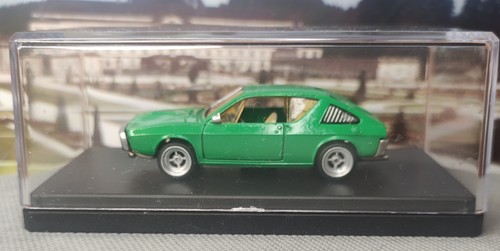 Renault r17 della majorette - r17,