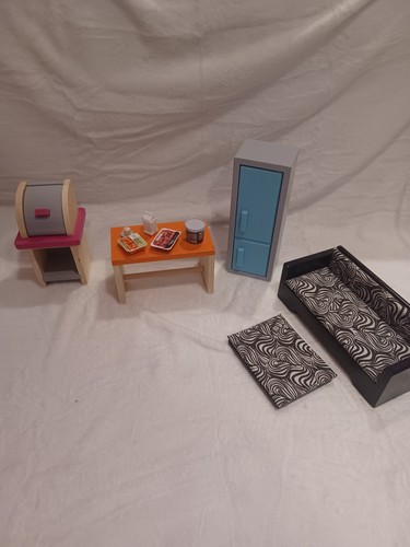 Set mobili casa delle bambole
