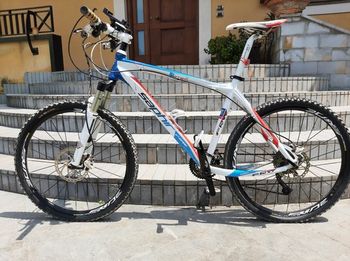 Mountain bike frw - mountain,