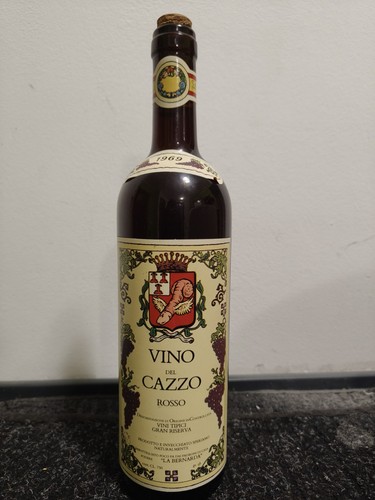Bottiglia vino del cazzo - vino,