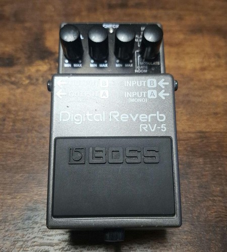Boss digital reverb - reverb, rv-5