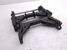 STAFFA SUPPORTO MOTORE PEUGEOT