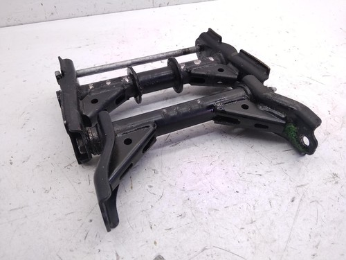 Staffa supporto motore peugeot - staffa,