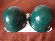 Lotto due Elmetti Italiano ed