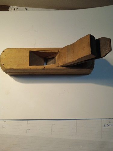 Antica pialla legno a - legno,