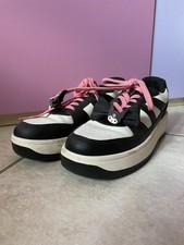 Bershka Kuromi x Sanrio Sneakers Edizione Limitata 2023 Taglia [37] EU