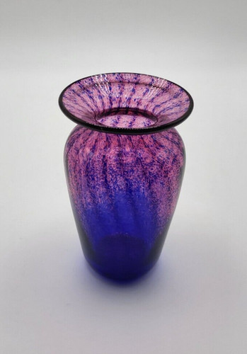 Vase swirls signed - vase,