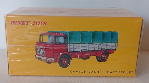 Dinky toys camion baché - dinky,