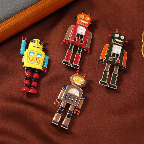 Spilla robot smaltata cartone