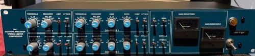 Compressore limitatore stereo