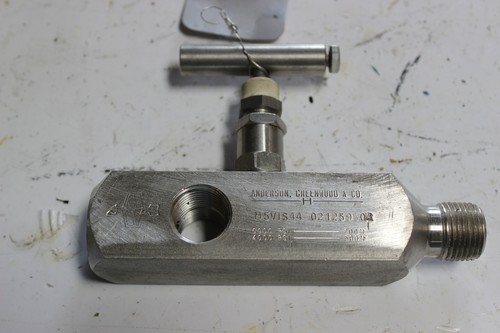 Valvola manometro porta