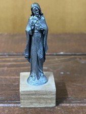 Raffinata scultura vintage in peltro Gesù Cristo peltro cesellato a mano