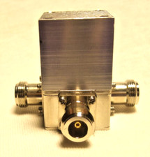 RF LAMBDA RFC27-200 Circolatore di potenza 3,98 - 3,72 GHz 200 W