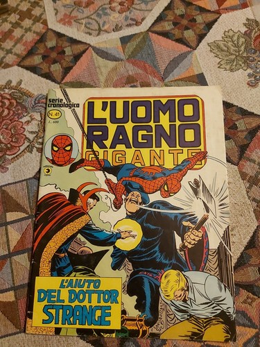 Uomo ragno gigante serie - ragno,