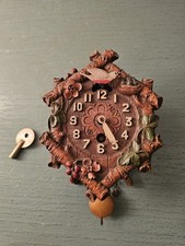 Antico orologio a cucù Lux in