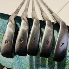Set ferri da golf - di,