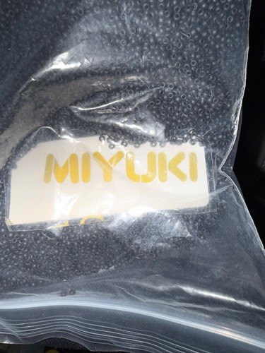 Miyuki delica jet opaco - delica,