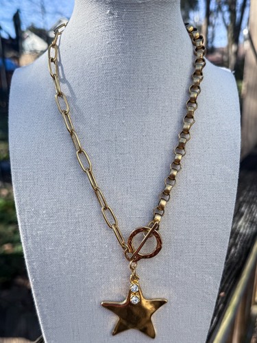 Collana con ciondolo stella