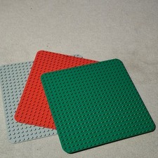 Lego Duplo tre grandi piastre