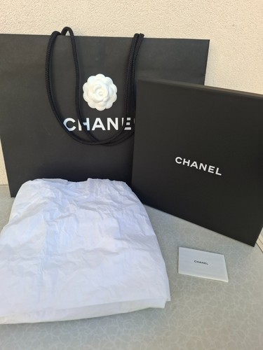 Authentic chanel black - authentic,