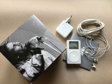  Apple 1st & original iPod "Bob Marley edition"