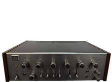 AKAI AA-5800 Amplificatore