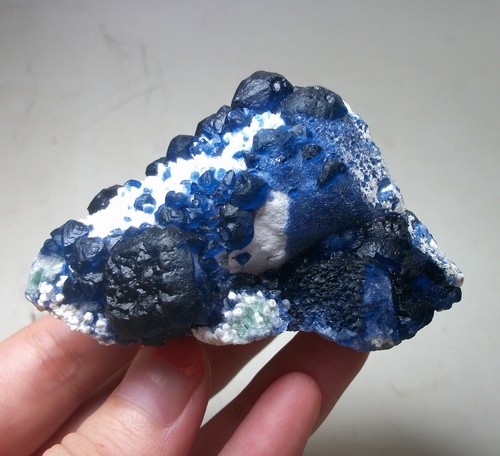 Fluorite blu indaco su - blu,
